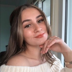 Meet your Posher, Paige